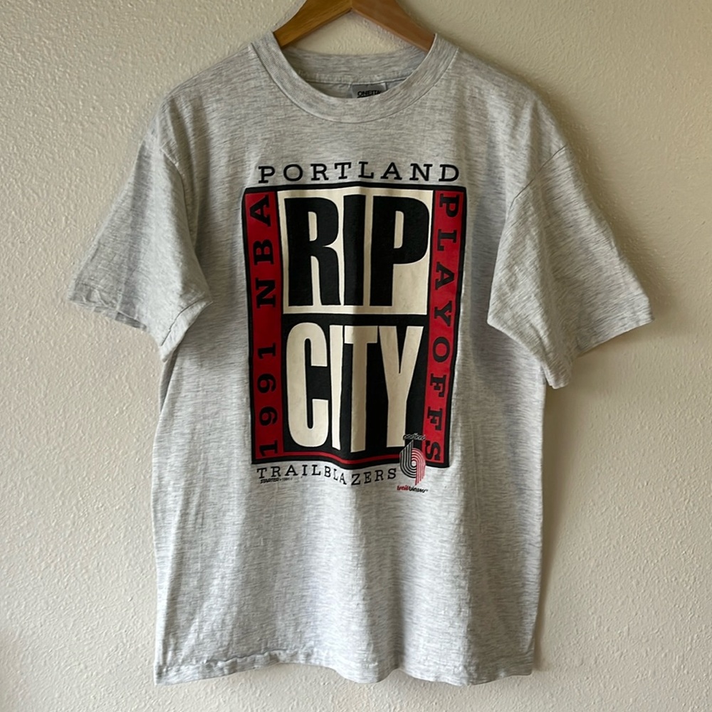 Vintage 90's NBA Playoff Portland Trailblazers Basketball Starter T-Shirt XL